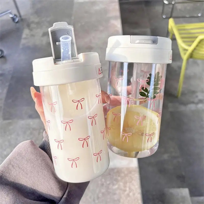 Gourde en Plastique Transparent Avec Paille - Etanche - Modèle Noeuds