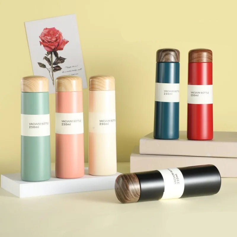 Thermos Simple Avec Couvercle et Filtre - 350 mL - Coloris multiples